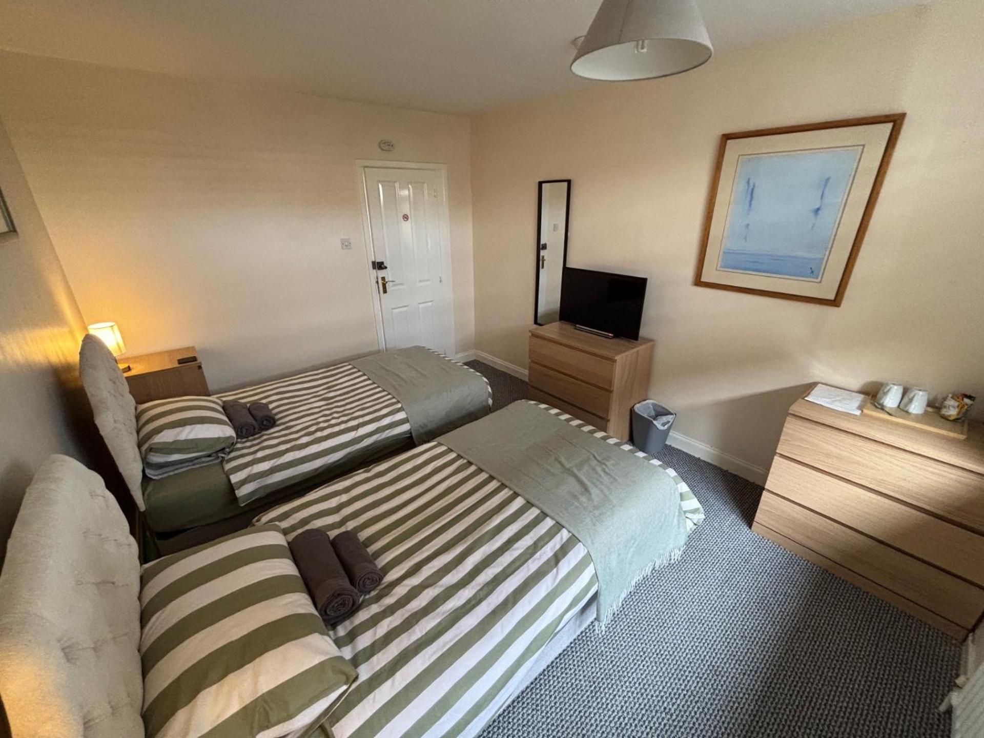 Holbury B&B Fawley ภายนอก รูปภาพ