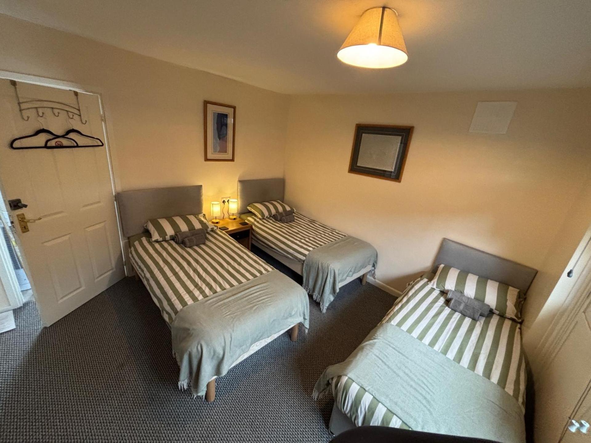Holbury B&B Fawley ภายนอก รูปภาพ