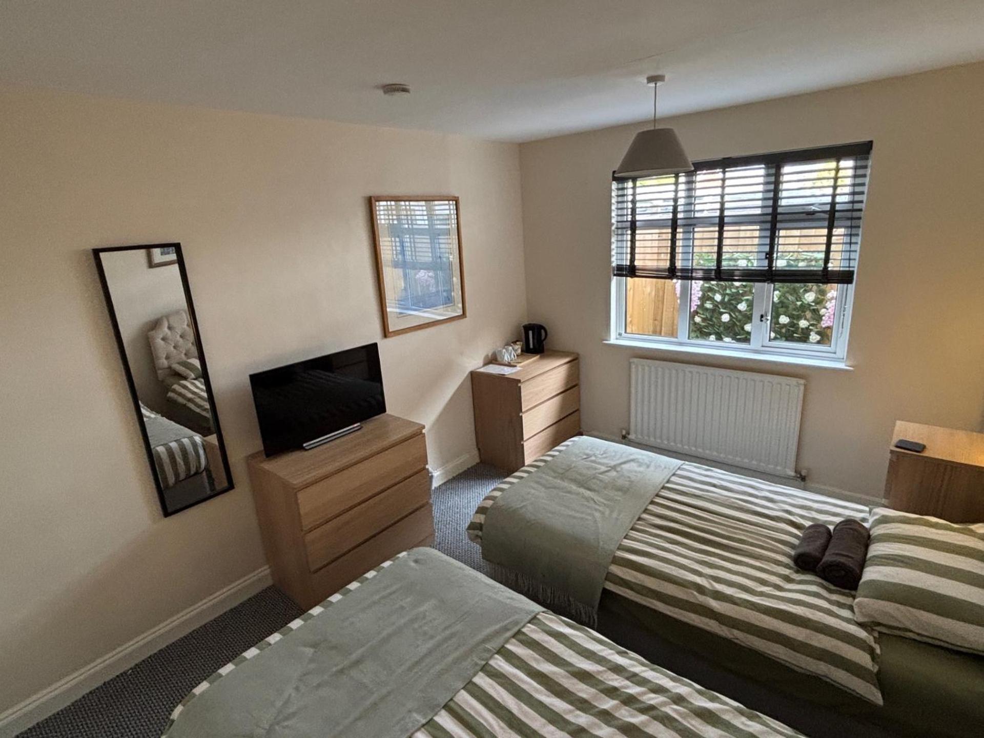 Holbury B&B Fawley ภายนอก รูปภาพ